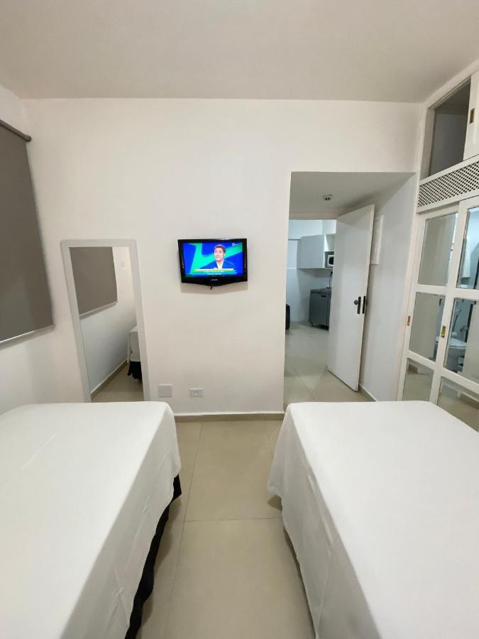 Flat No Centro Gonzaga Proximo A Praia - Santos/Sp Santos (Sao Paulo) Exterior photo
